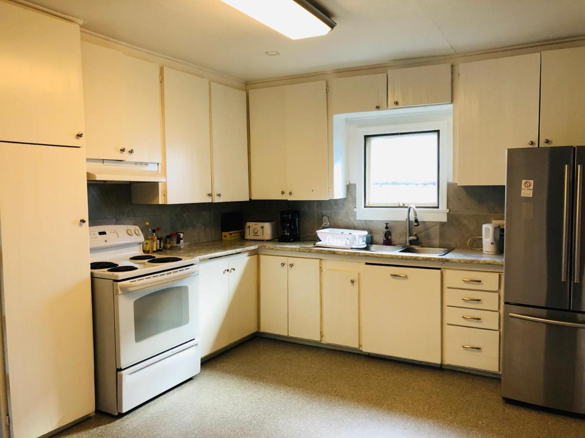 Downtown Whitehorse 2 Bedroom House Ngoại thất bức ảnh