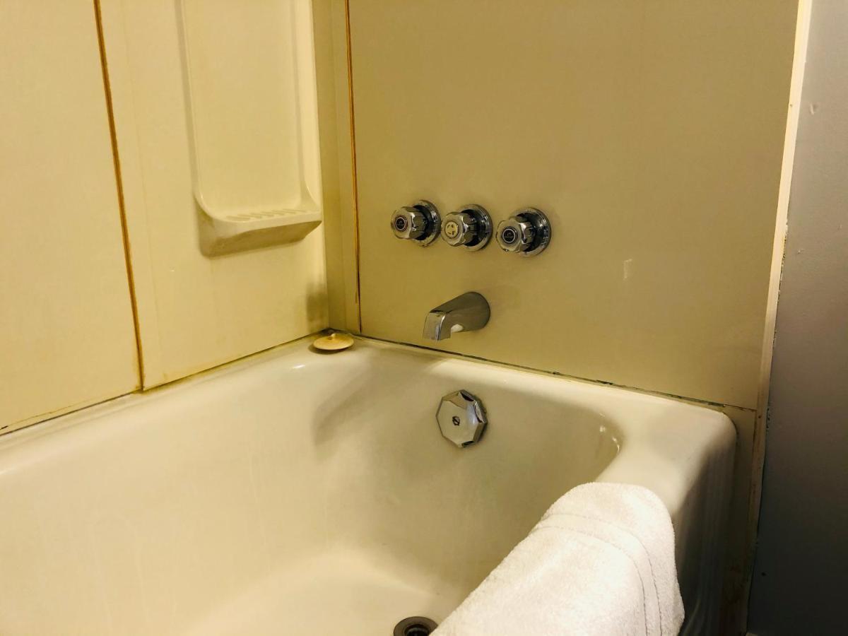 Downtown Whitehorse 2 Bedroom House Ngoại thất bức ảnh